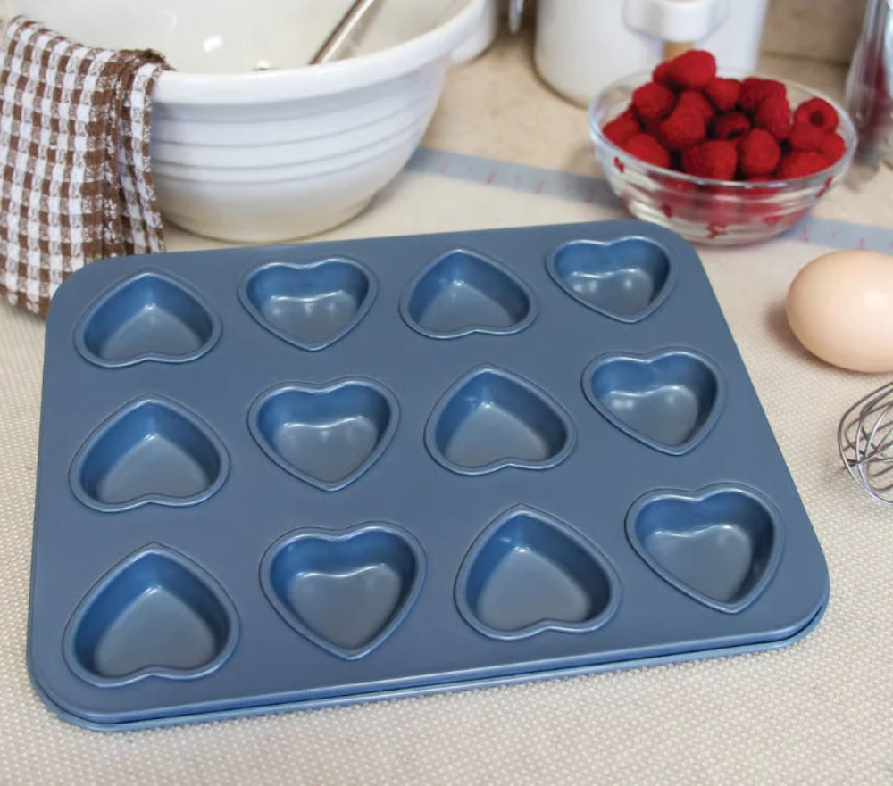 Fox Run 9.5" Mini Heart Muffin Pan - Image 2