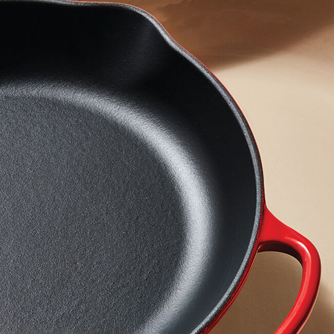 Le Creuset 11.75" Round Skillet, Camomille - Image 5