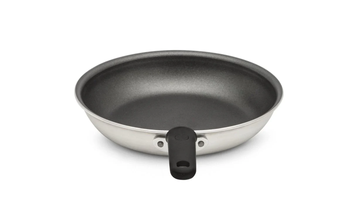 Vollrath 10" Non Stick Fry Pan With Black Handle - Image 5